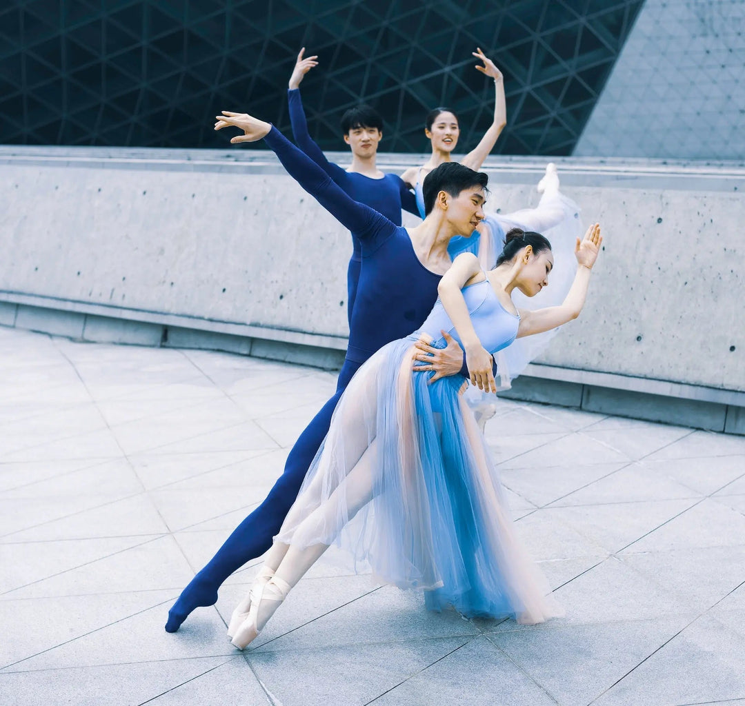 Do-Dancers-Need-Both-Unitards-and-Leotards-A-Guide IKAANYA